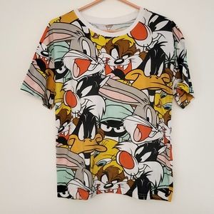 Looney Tunes Bugs Bunny Sylvester Tweety Taz and more Graphic Tee Med./Lg.